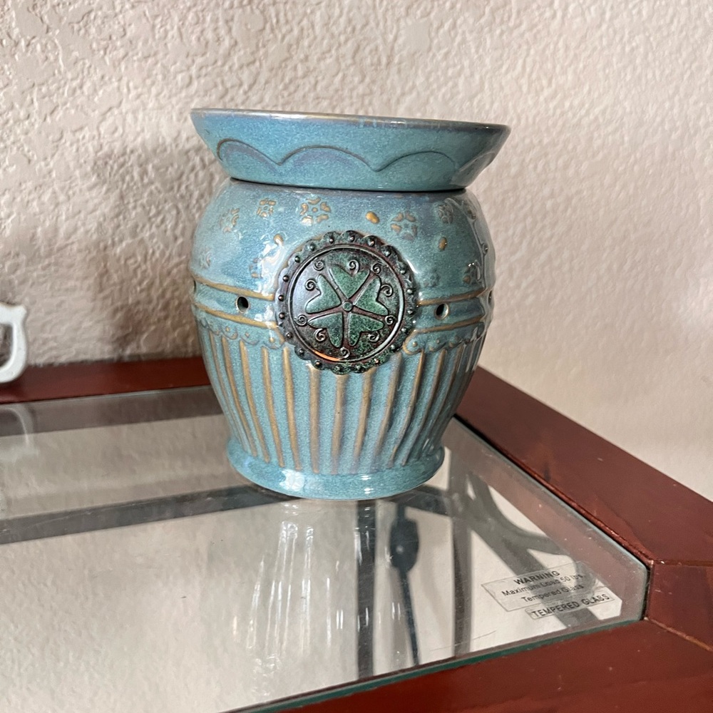 Scentsy warmer